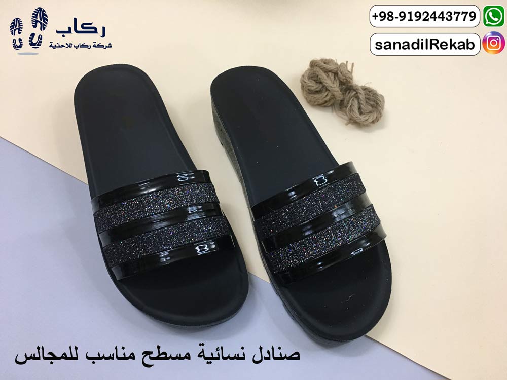 صنادل نسائية مسطح مناسب للمجالس